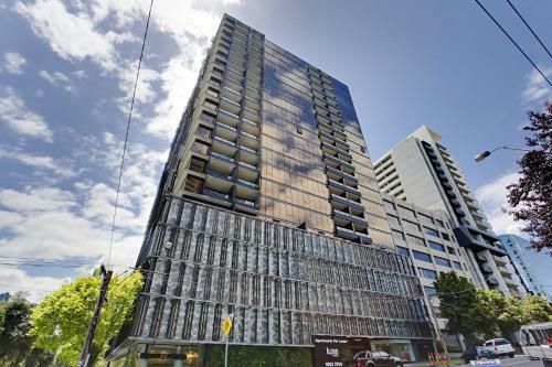 Corporate Keys - Elm Apartments