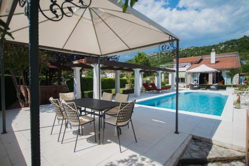 Villa Maslina