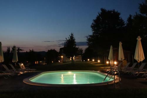 Hotel Sinjirite Complex
