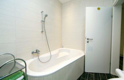 Apartamento Ferienwohnungen See & Berg