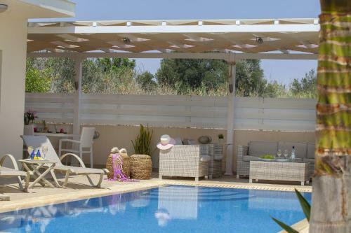 Villa Posidonas 3