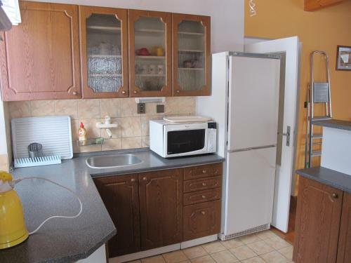 Hostal Guest House U Lakomce