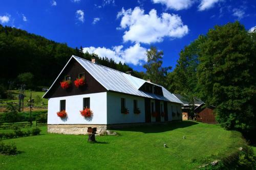 Hostal Guest House U Lakomce