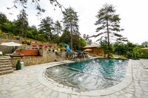 Valentina Castle Hotel & Spa