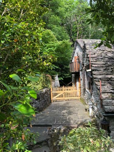 C� Dal Bosc E C� Sgr�scia