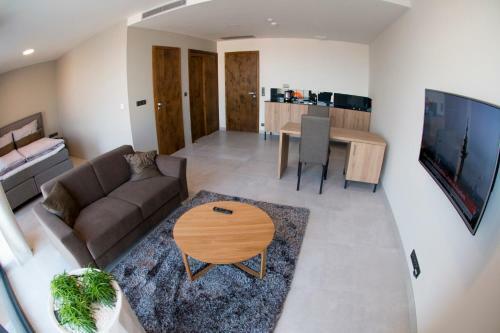 Mg Restaurace/luxury Apartments