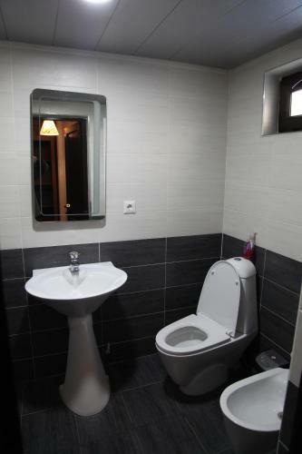Hostal Guesthouse David Zhorzholiani