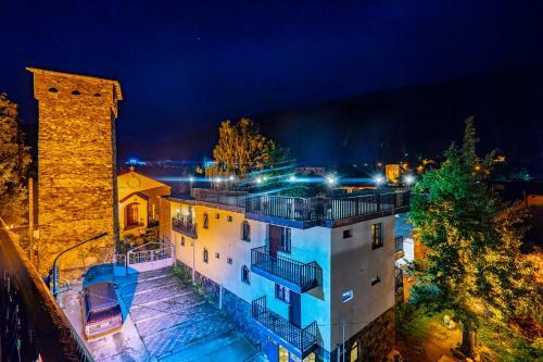Hostal Guesthouse David Zhorzholiani