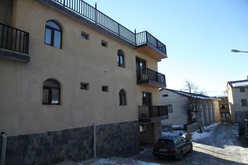 Hostal Guesthouse David Zhorzholiani