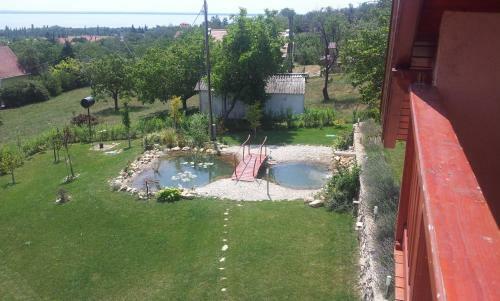 Hostal Szab� Pince Vend�gh�z