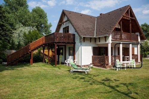 Apartman K�zvetlen V�zparton