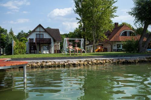 Apartman K�zvetlen V�zparton