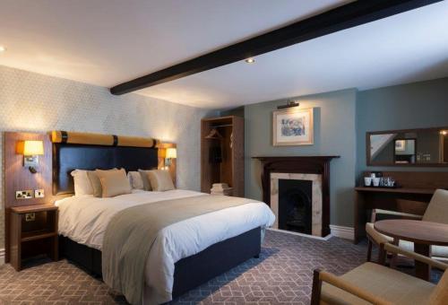 Hotel The Greyhound