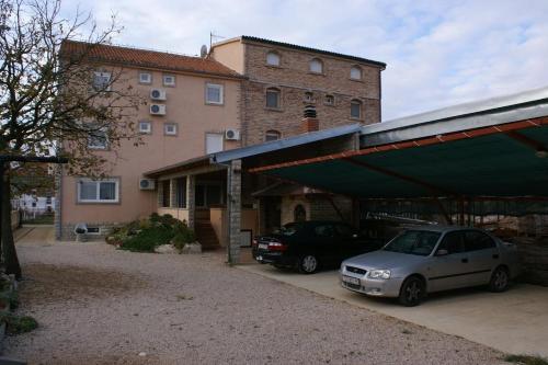 Hostal Triple Room Biograd Na Moru 4305b