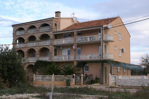 Hostal Triple Room Biograd Na Moru 4305b