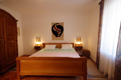 Three-bedroom Holiday Home In Bribir I