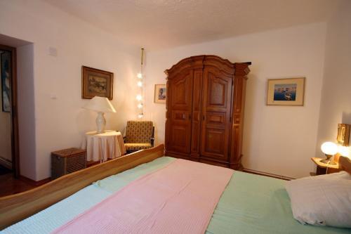 Three-bedroom Holiday Home In Bribir I