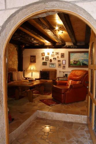 Three-bedroom Holiday Home In Bribir I
