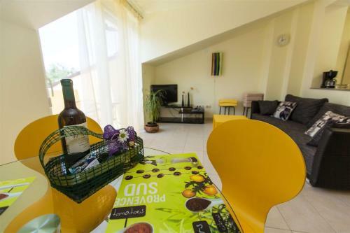 Apartments Color