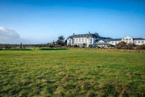 Garryvoe Beach Homes