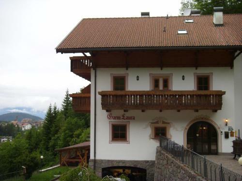 Hotel Albergo Garni' Laura