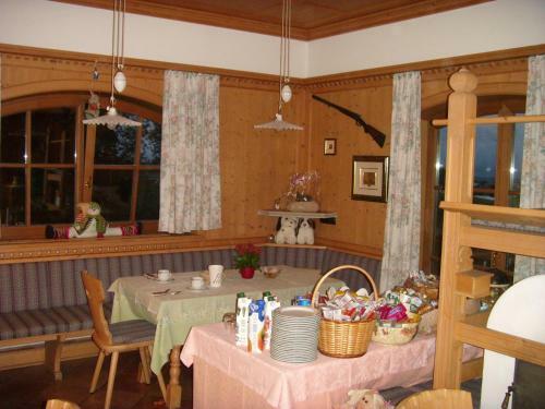 Hotel Albergo Garni' Laura