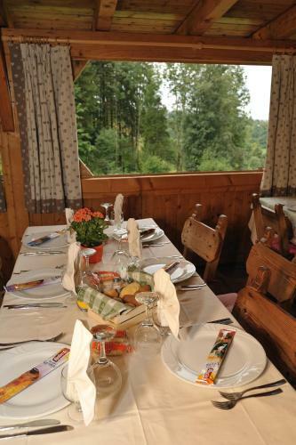 Hotel Albergo Garni' Laura