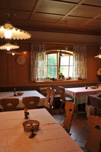 Hotel Albergo Garni' Laura