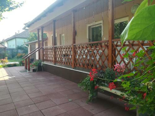 Tiszavir�g Apartmanh�z