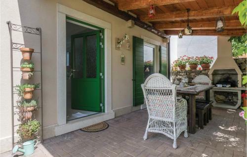 Holiday Home Zuzici VI