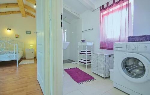 Holiday Home Zuzici VI