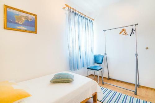Apartment Arbanija 7543b