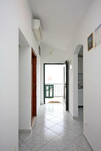 Apartment Slatine 1126b