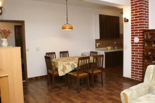Apartment Slatine 1099a