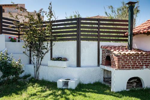 Traditional Sea Side Cottage