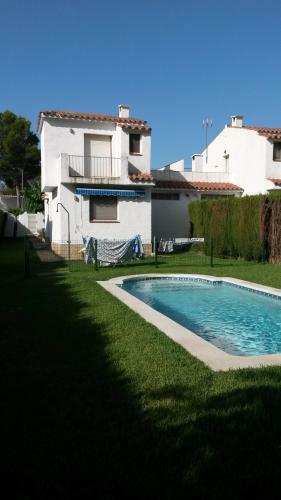 Villa Juan De Almenara
