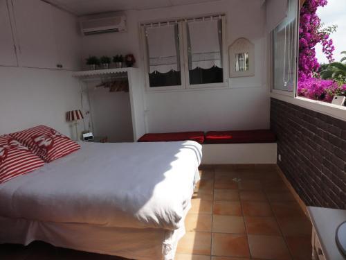 Bed & Breakfast Les Grimaldines - Maison D'h�tes
