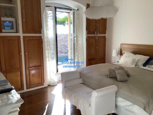 Bed & Breakfast Les Grimaldines - Maison D'h�tes