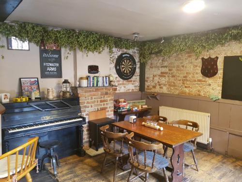 Posada The Fitzwalter Arms