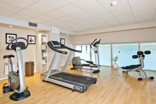 Aparthotel Residhome Carri�res La D�fense