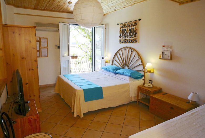 Hotel Domus De Janas Sul Mare