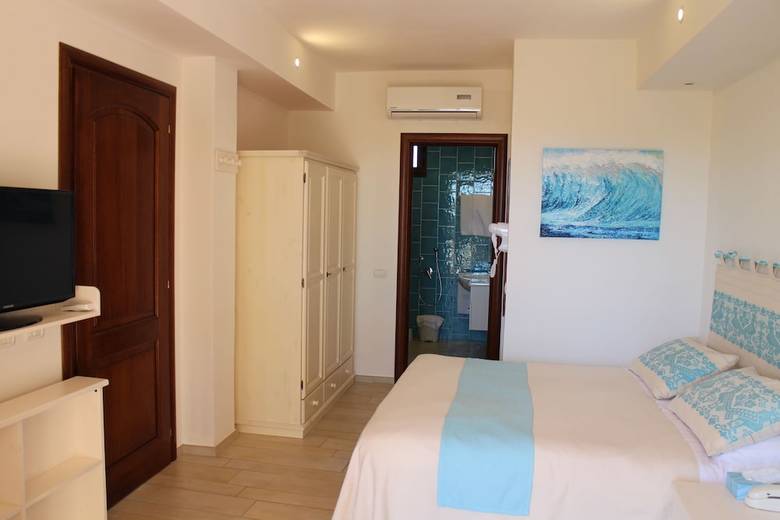 Hotel Domus De Janas Sul Mare
