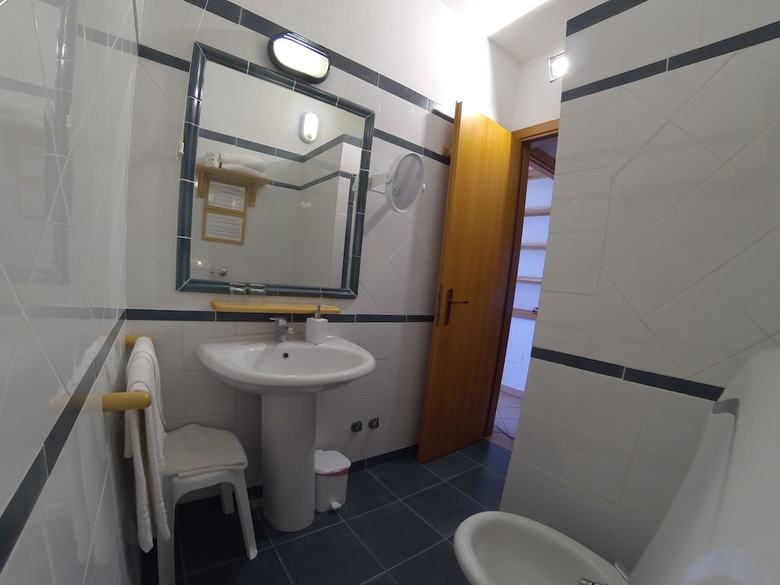 Hotel Domus De Janas Sul Mare