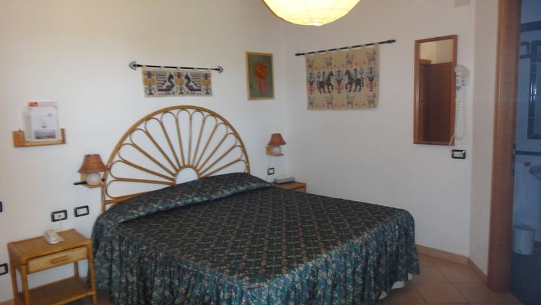 Hotel Domus De Janas Sul Mare