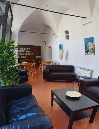 Hostal Hostel Ospitalia Del Mare