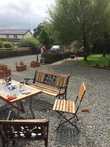 Hostal Barton Gate Farm B&B