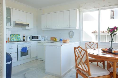 Apartment Jacarandas De Elviria
