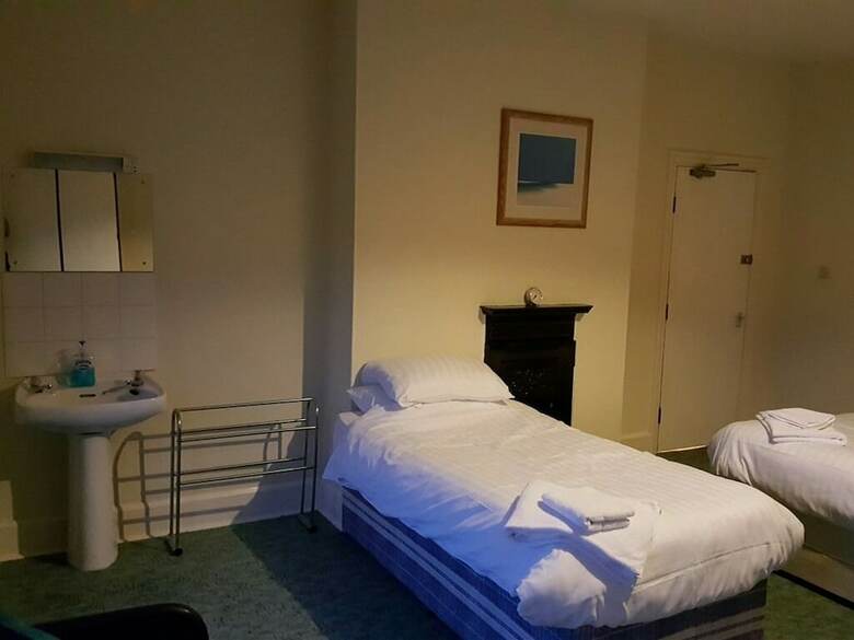 Bed & Breakfast Station Hotel