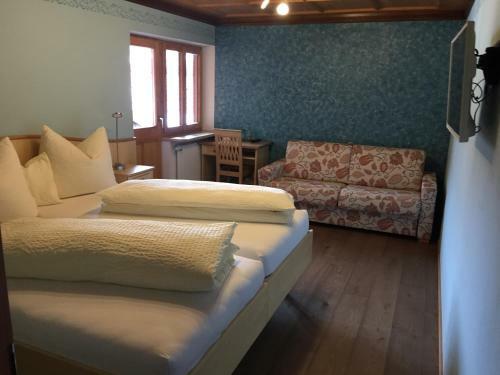 Hostal Gasthaus Posch