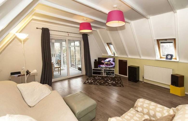 Isleham River Lodge
